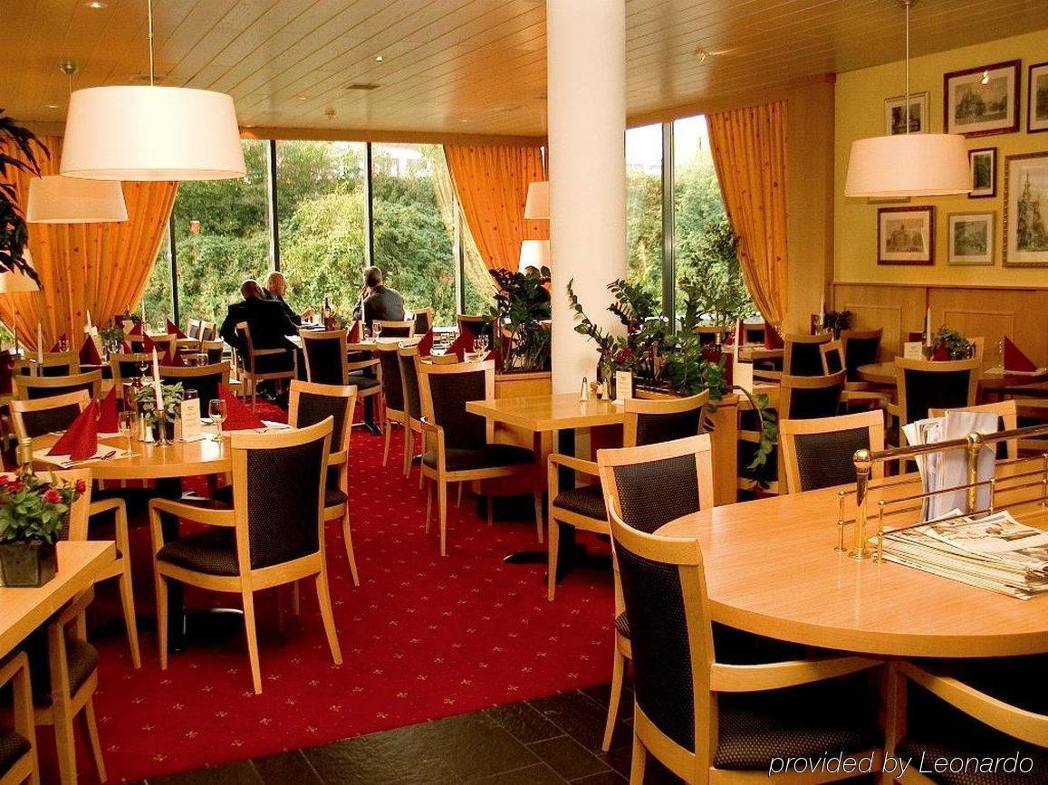 Bastion Hotel Schiphol Хоофддорп Экстерьер фото