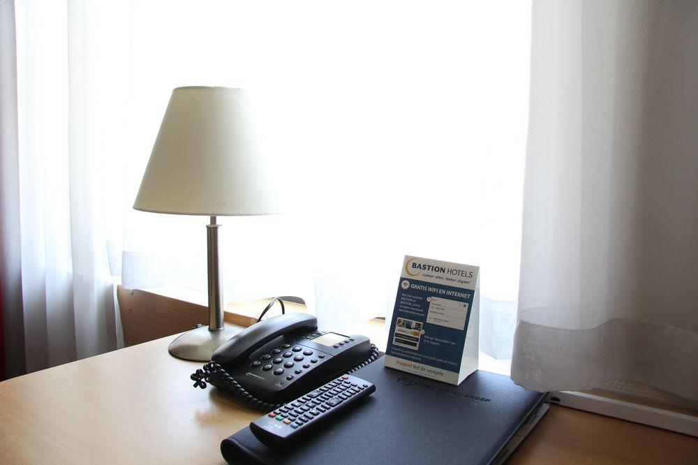 Bastion Hotel Schiphol Хоофддорп Экстерьер фото