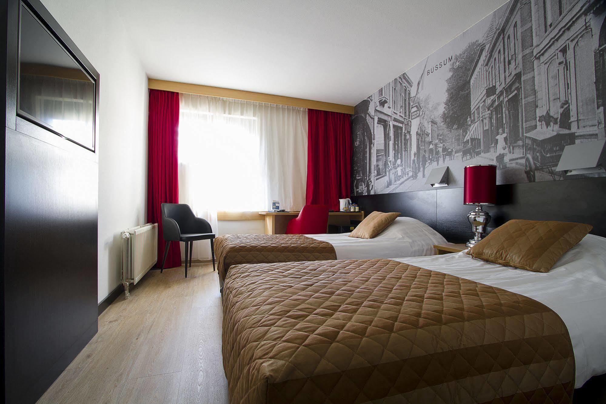 Bastion Hotel Schiphol Хоофддорп Экстерьер фото